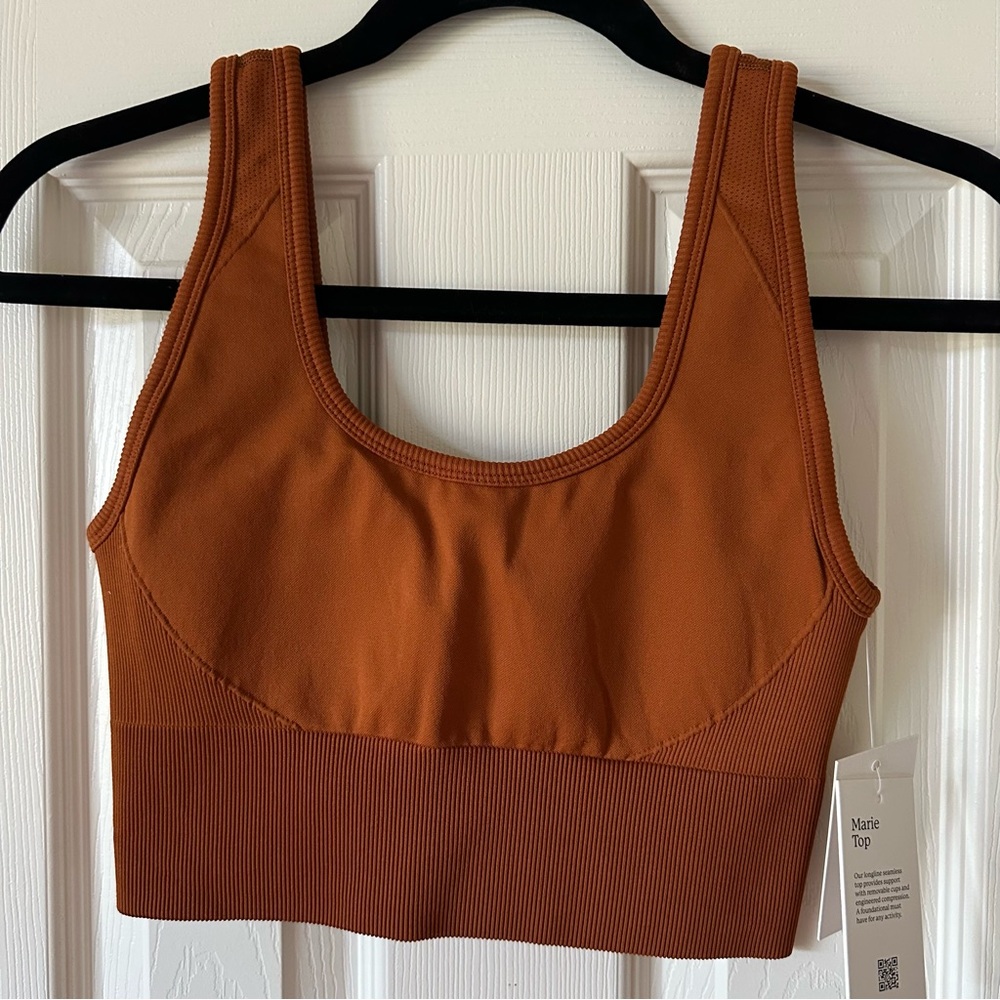 New ✨ Halfdays Marie Top